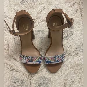 Aztec Printed Medium Heel